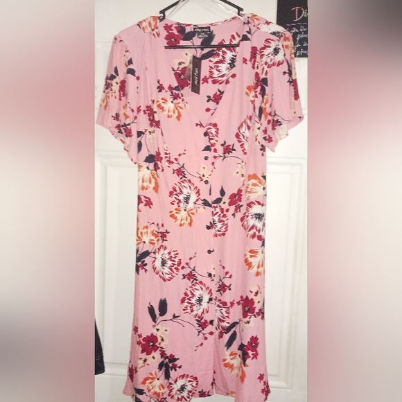 City Chic Botanical Blush Pink Button Dress Size Small 16 - Picture 7 of 7